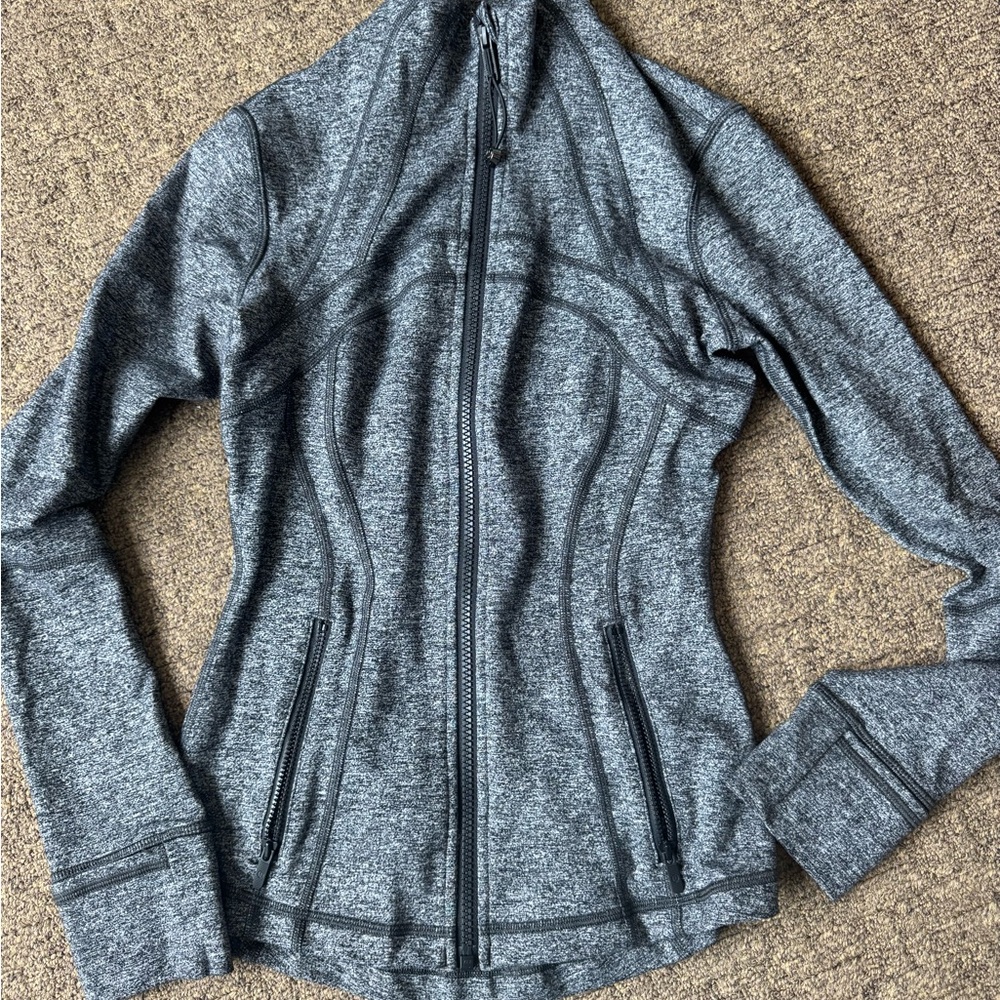 Women's Gray Zip-Up lululemon define Jacket, size 2, like new